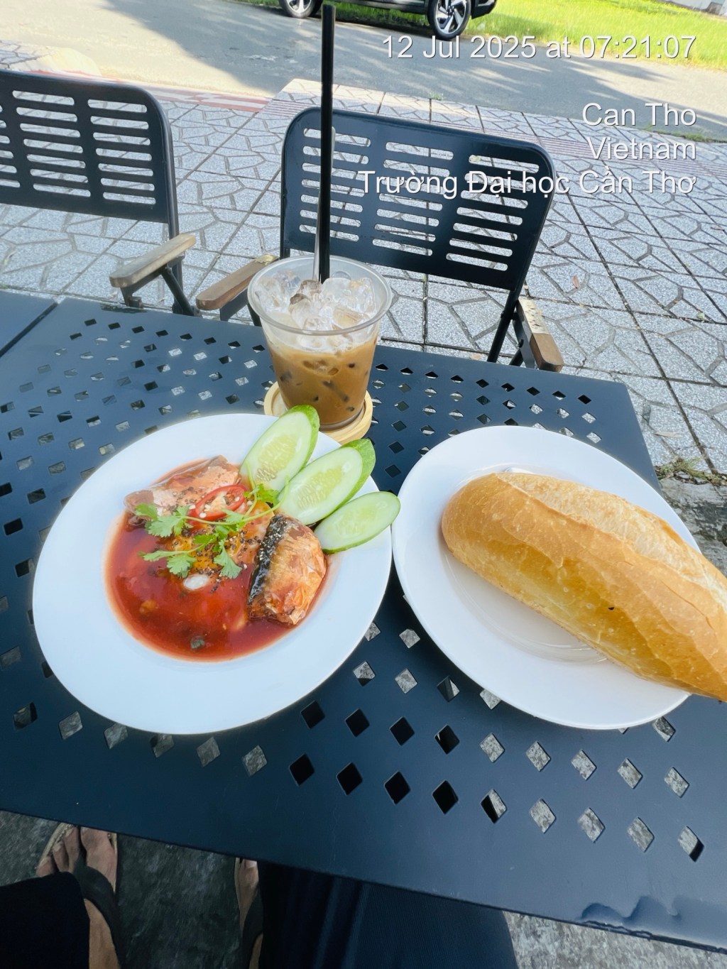 Cảm xúc thúc đẩy hành vi. Lý trí chỉ đến&nbsp;sau